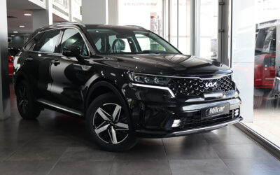 Kia Sorento EX 2023 - Black on Black